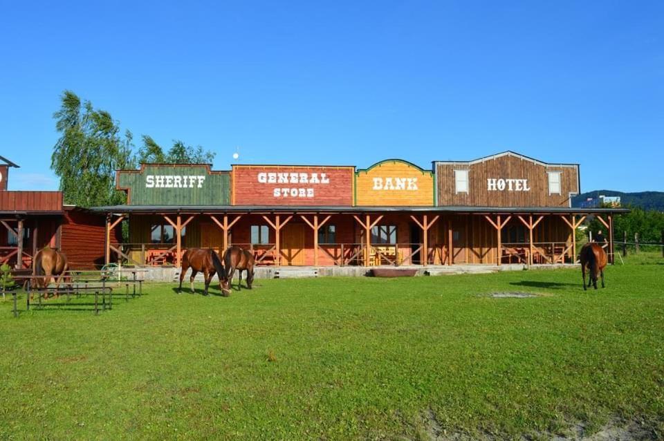 Bubla City Ranch Kopřivnice Eksteriør bilde